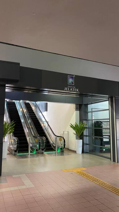 10Mins To Klcc W Lrt+Mall+Netflix Muji Urban Kuala Lumpur Kültér fotó